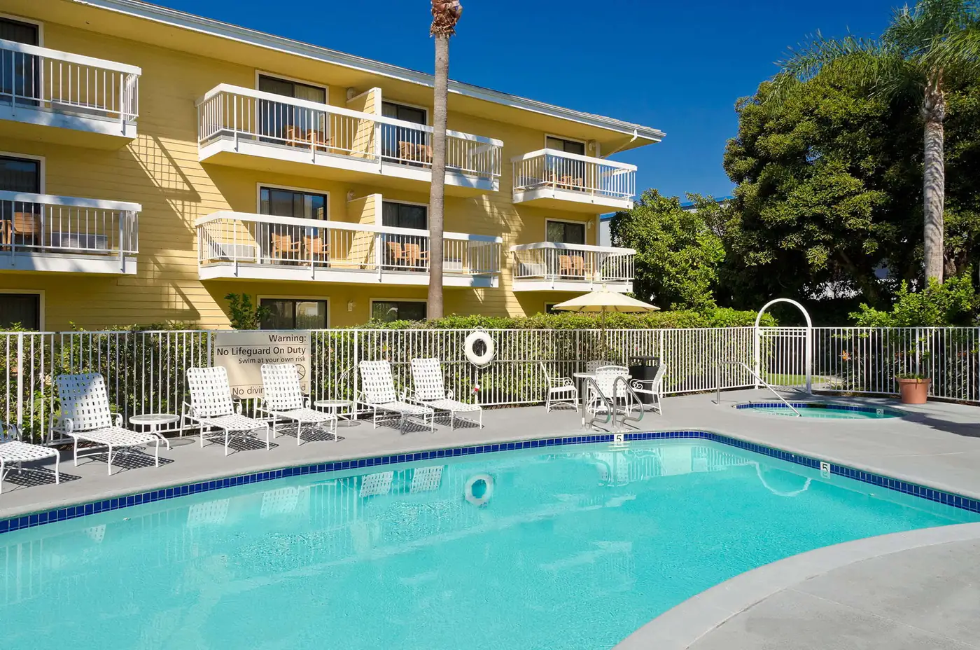 Pool Resurfacing Options Compared: Plaster, Pebble, Tile, Paint and Spray-Applied Coatings