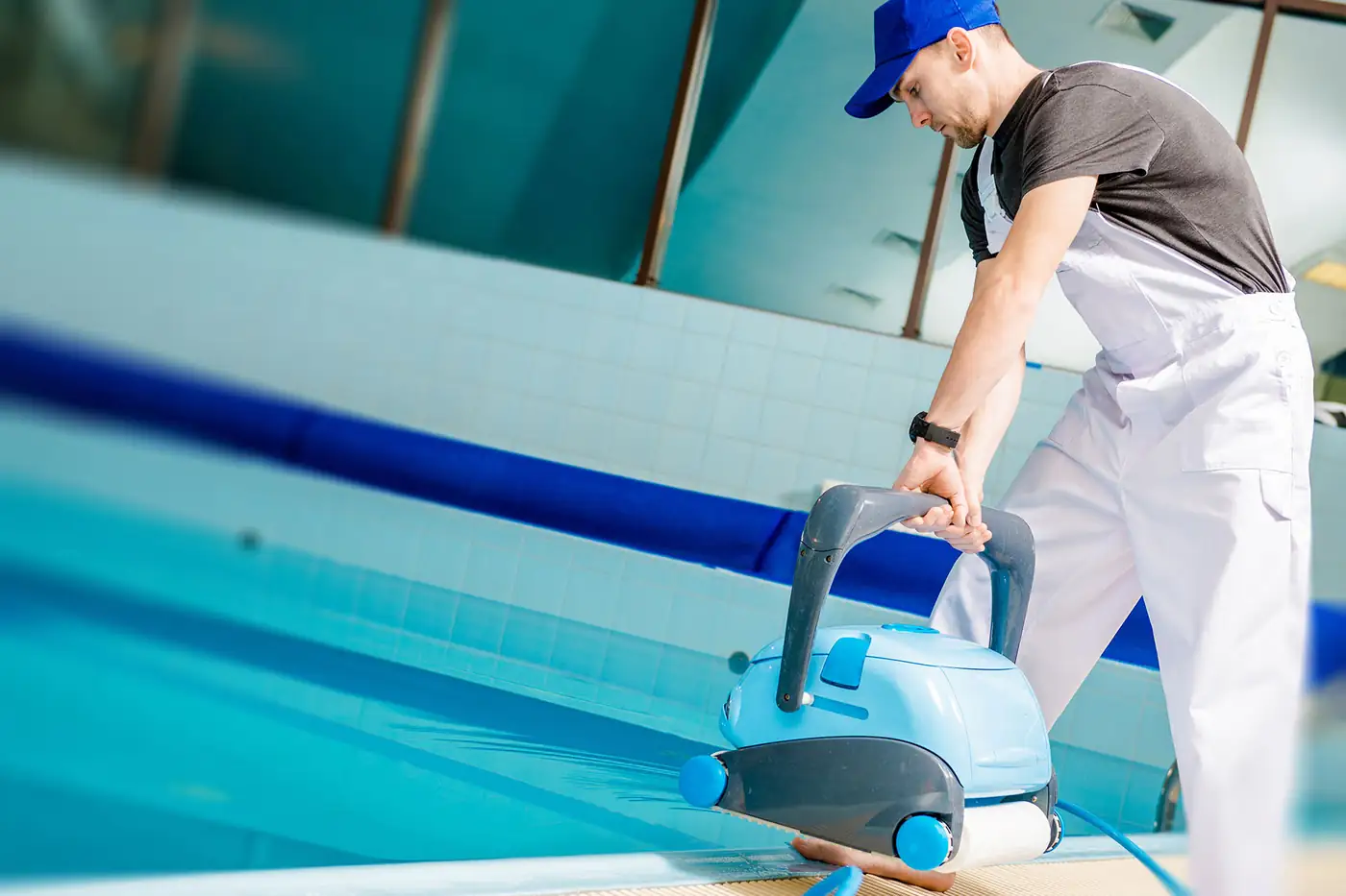 Robotic vs. Suction vs. Pressure Pool Cleaners
